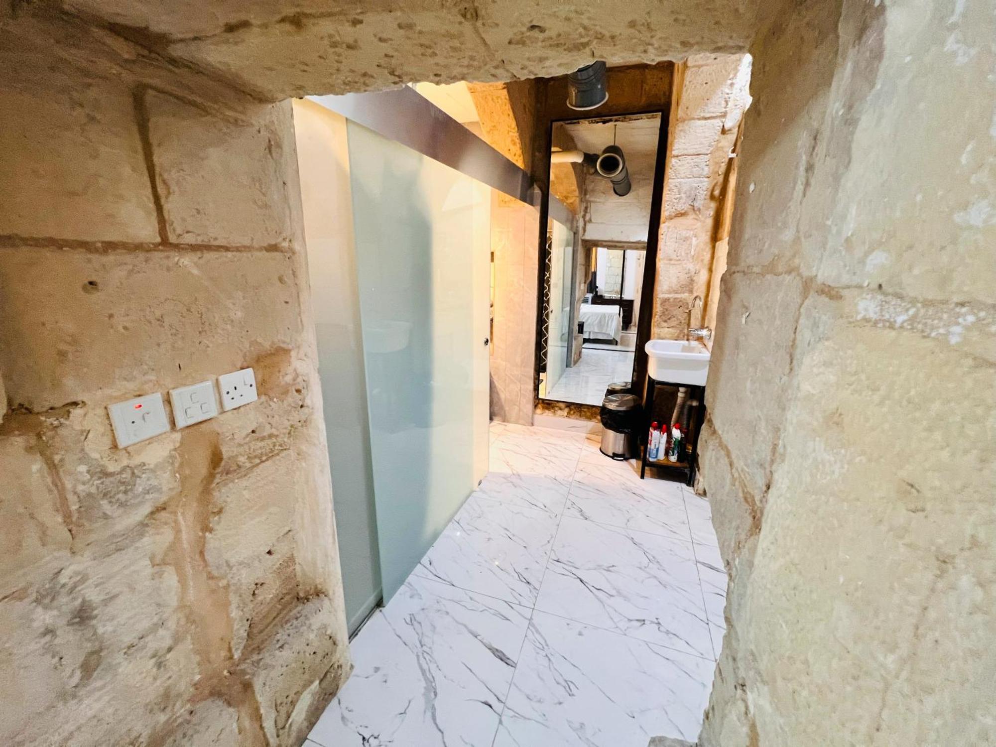 Charming Townhouse Prime Area Valletta Apartment Exterior photo