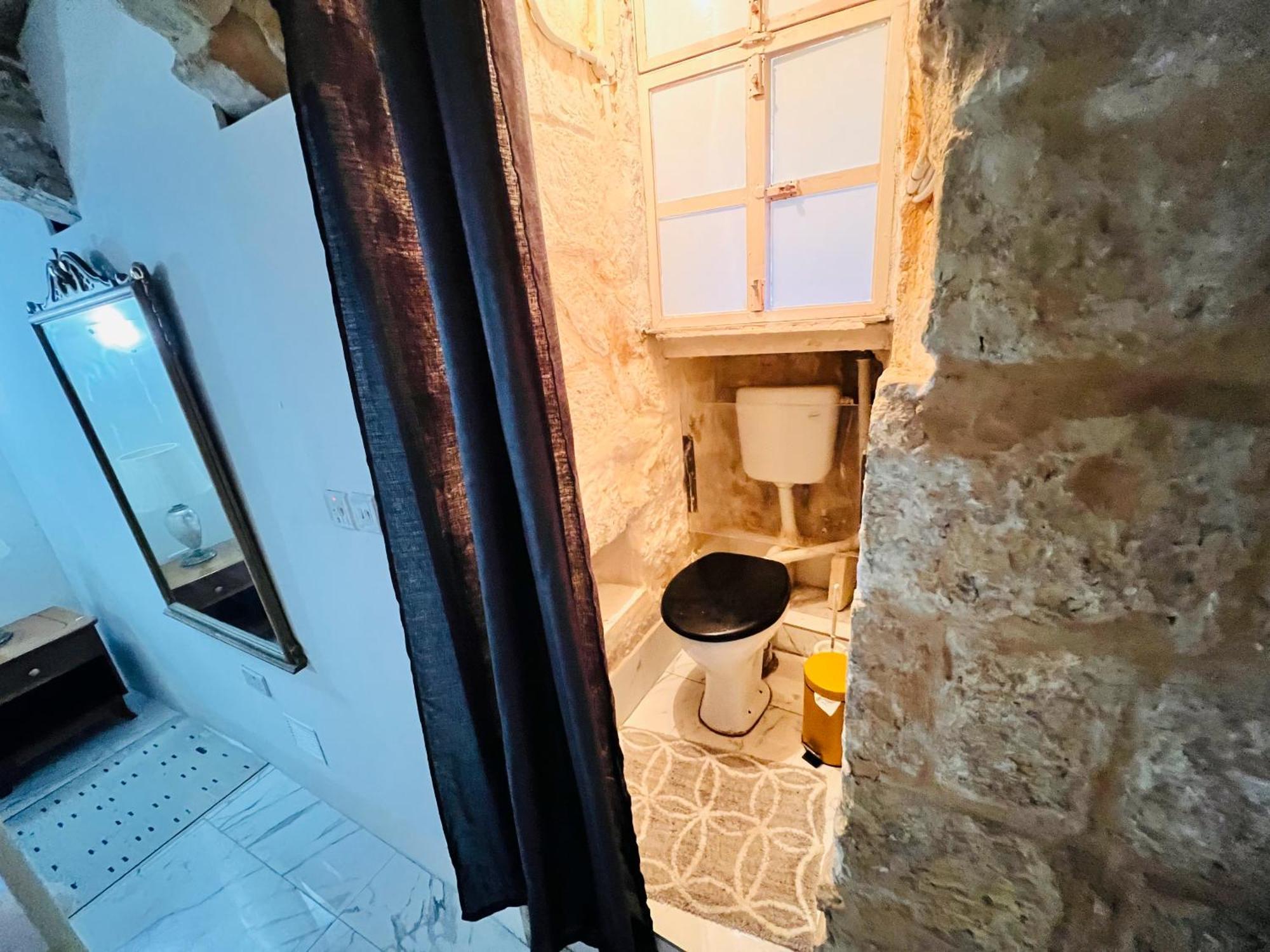 Charming Townhouse Prime Area Valletta Apartment Exterior photo